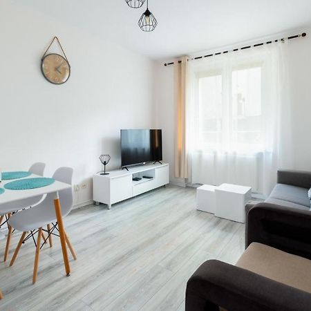 Apartamenty Everysky - Kraszewskiego 2 耶莱尼亚古拉 外观 照片